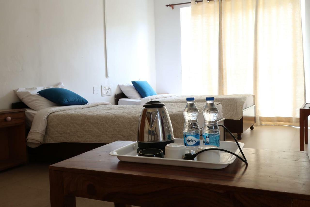 Zhim Zhim Guest House Bir  Luaran gambar