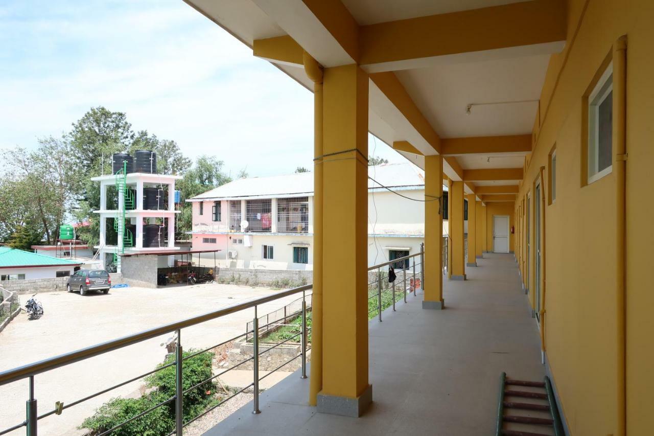 Zhim Zhim Guest House Bir  Luaran gambar