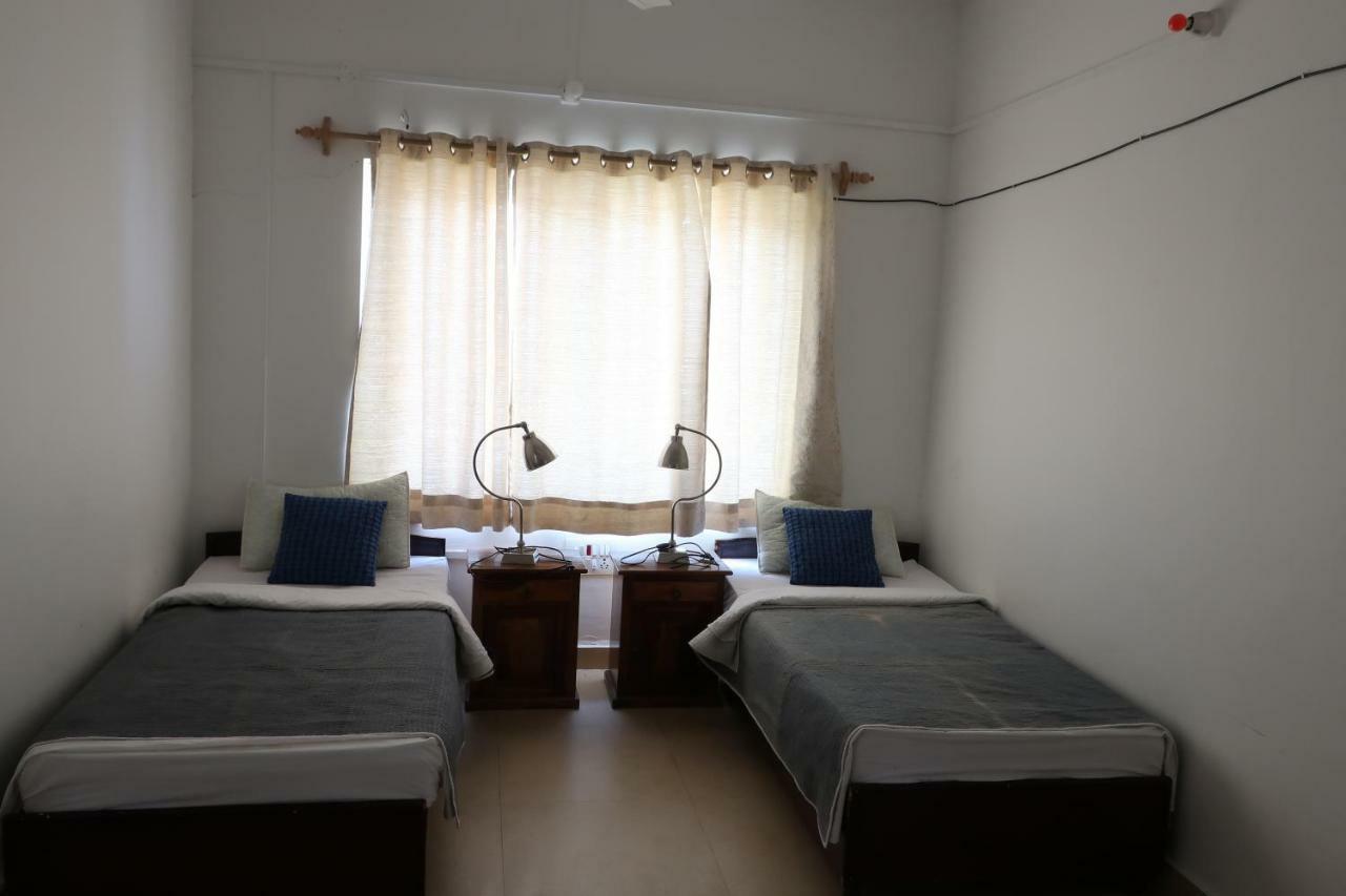 Zhim Zhim Guest House Bir  Luaran gambar